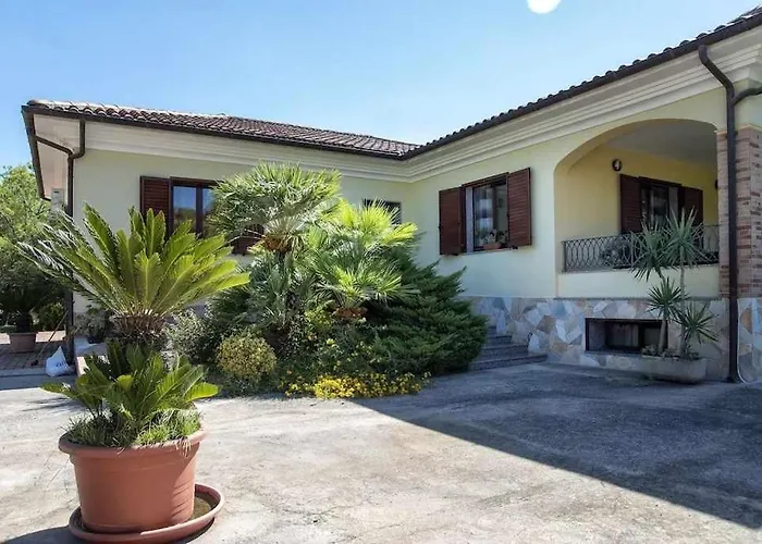 Mistral Per 7 Persone Terrazza Bbq Ac Wifi Vila