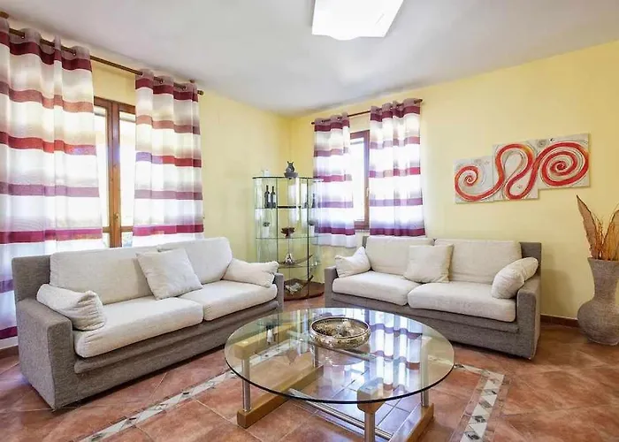 Mistral Per 7 Persone Terrazza Bbq Ac Wifi Vila