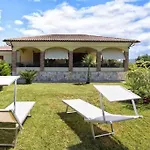Villa Mistral Per 7 Persone Terrazza Bbq Ac Wifi