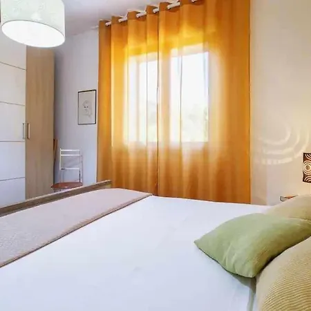 Mistral Per 7 Persone Terrazza Bbq Ac Wifi Alguer